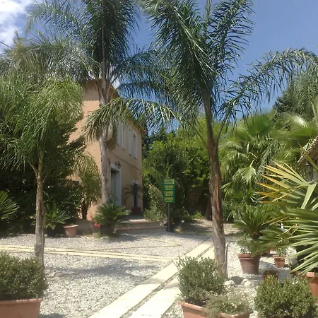 Farm stay Agriturismo La Calabrisella *