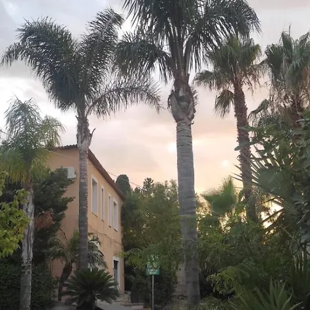 Alloggio per agriturismo La Calabrisella Davoli