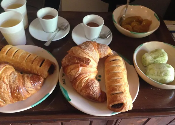 农家乐 La Calabrisella *