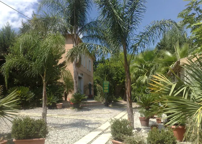 农家乐 La Calabrisella *